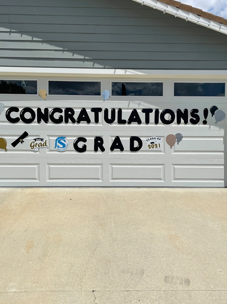 Class of 2022 signs, Reusable Graduation sign, yard signs, garage door decor image 9