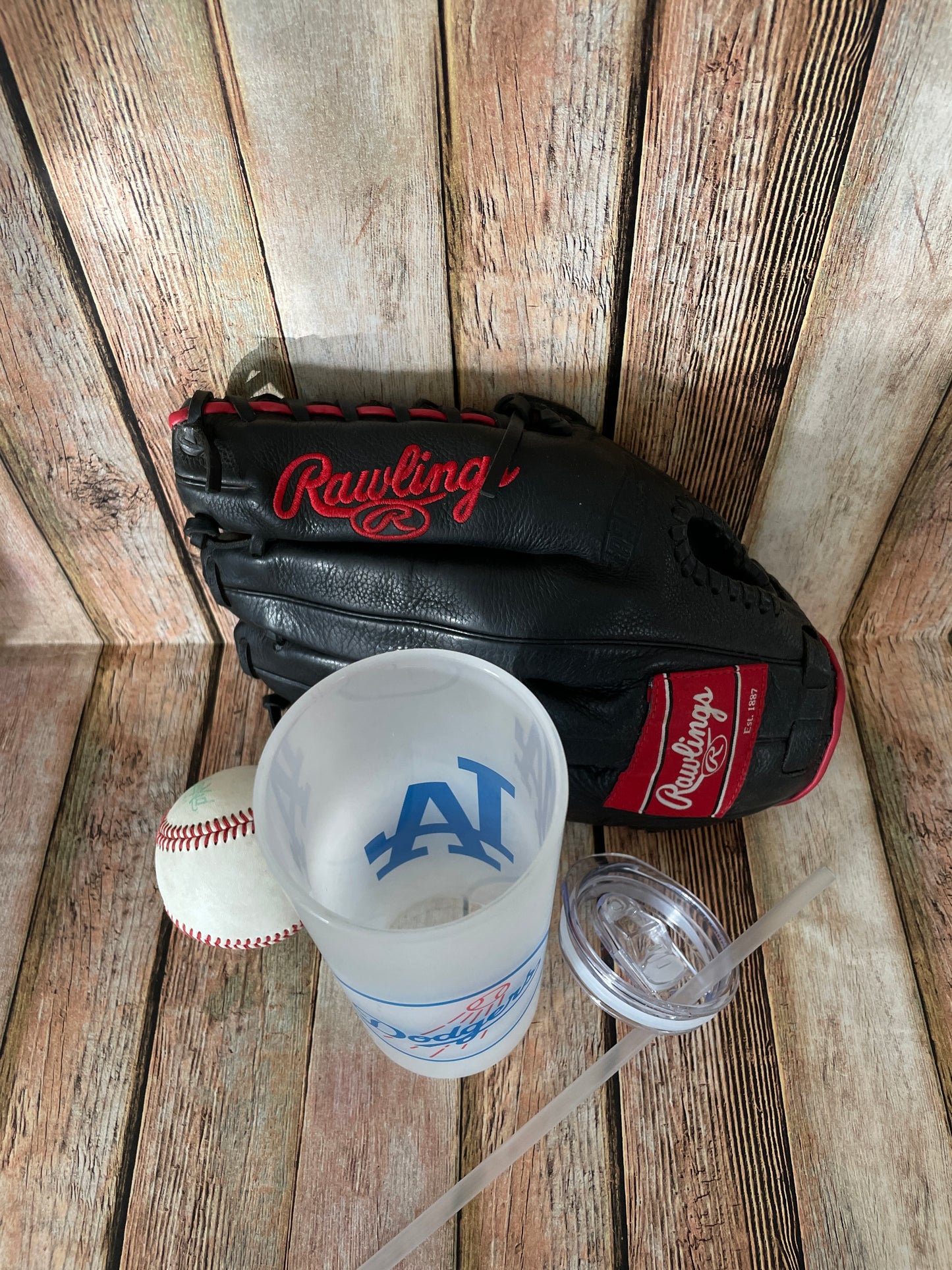 Personalized Frosted GLASS Los Angeles Dodgers Baseball tumblers | LA Dodgers image 7