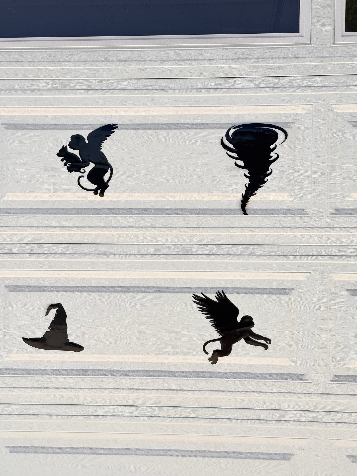 Halloween Flying Monkeys Garage Door Magnets: Flying Monkeys Beware Silhouette Set