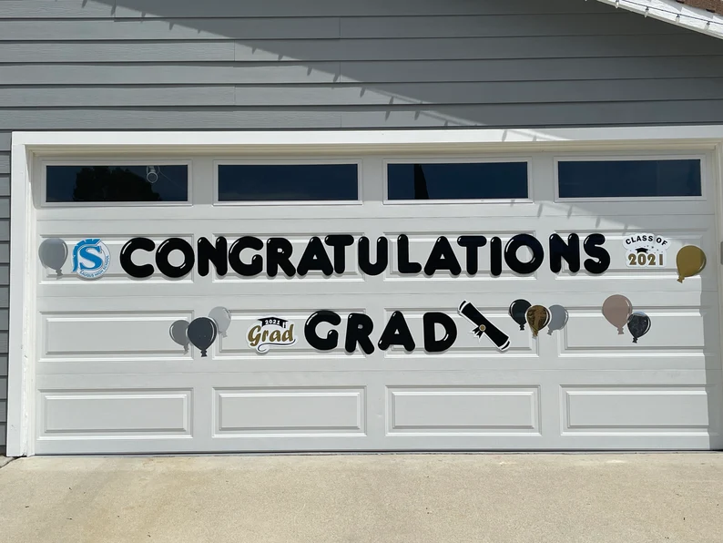 Class of 2022 signs, Reusable Graduation sign, yard signs, garage door decor image 3