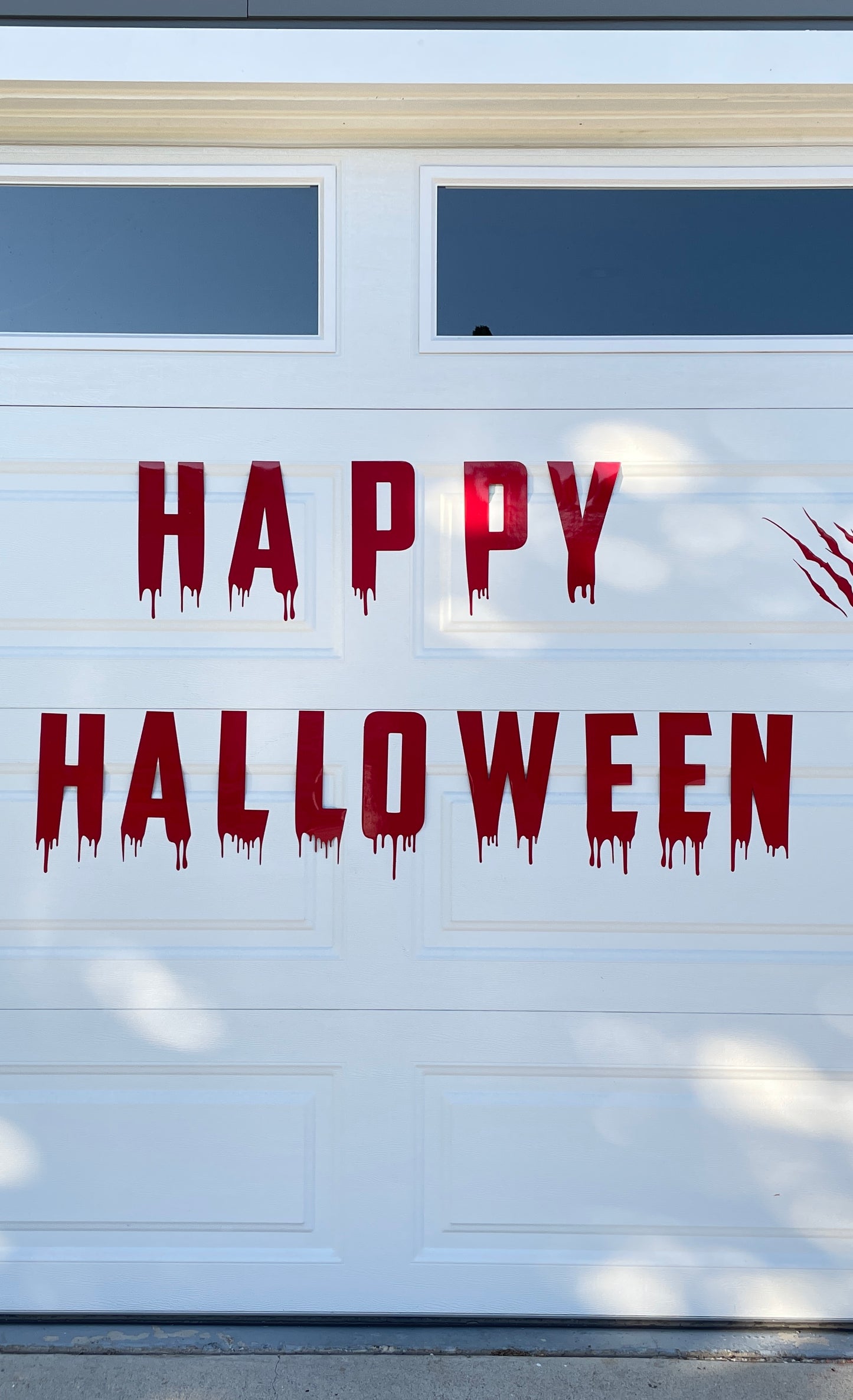 Bloody Happy Halloween Garage Door Magnets, Reusable decorations, Halloween deco