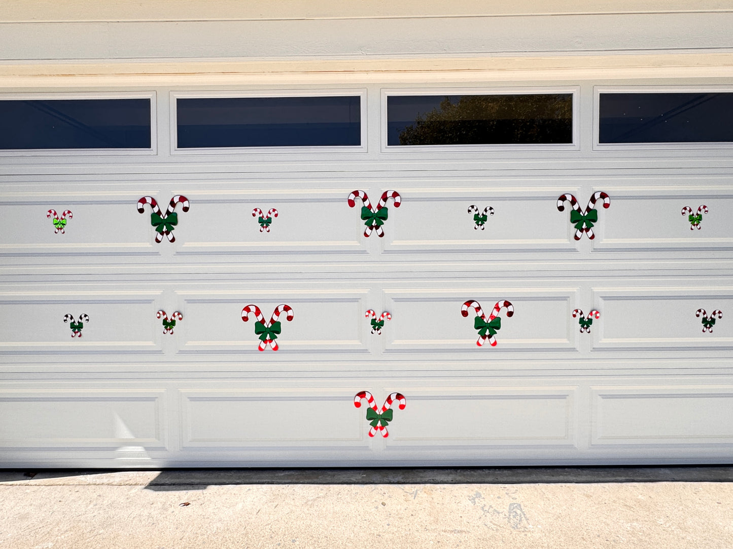 Candy Cane Christmas Magnets: Holiday Home Decor