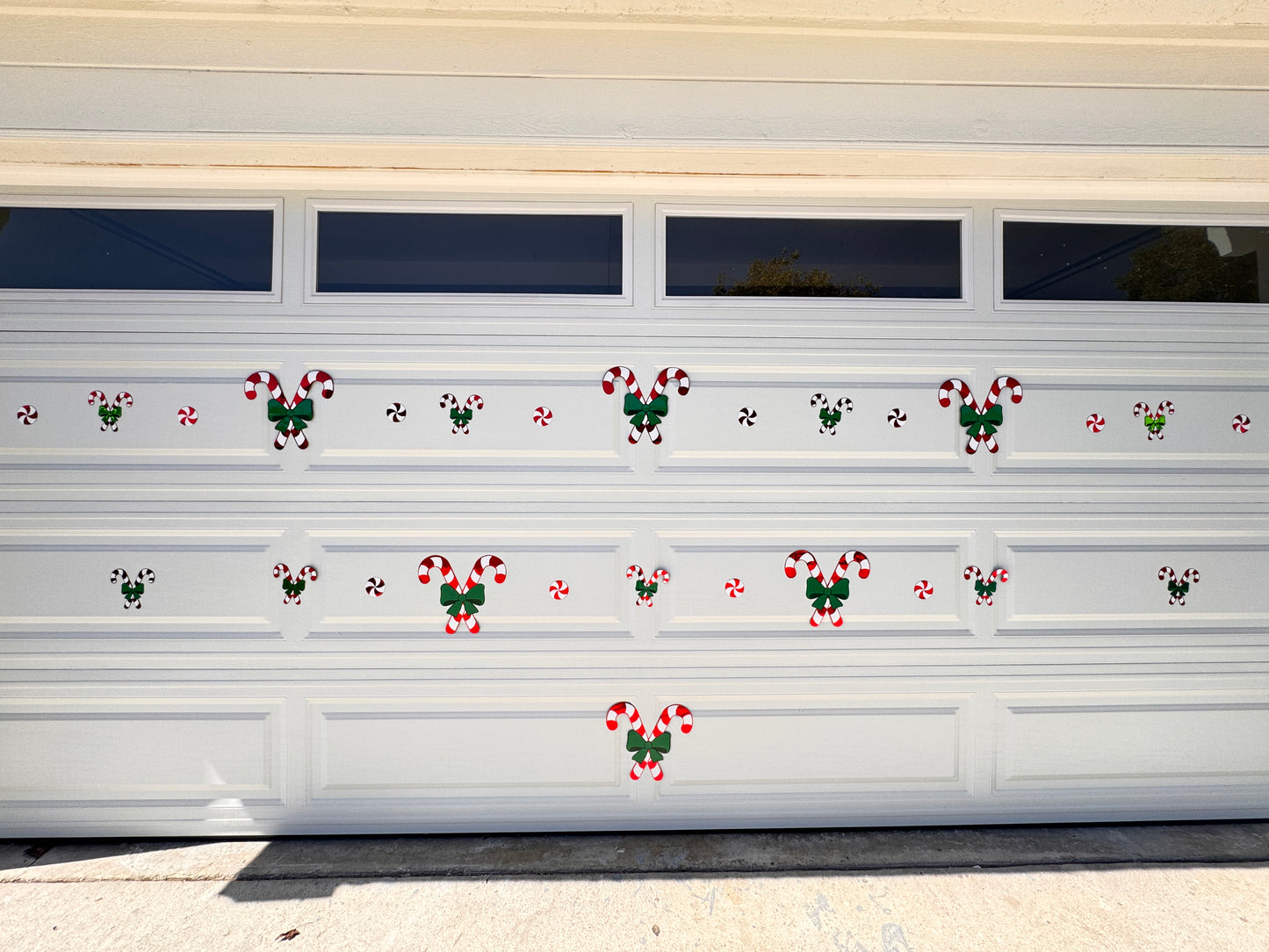 Candy Cane Christmas Magnets: Holiday Home Decor