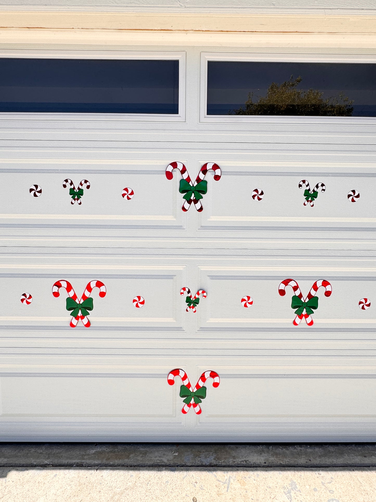 Candy Cane Christmas Magnets: Holiday Home Decor