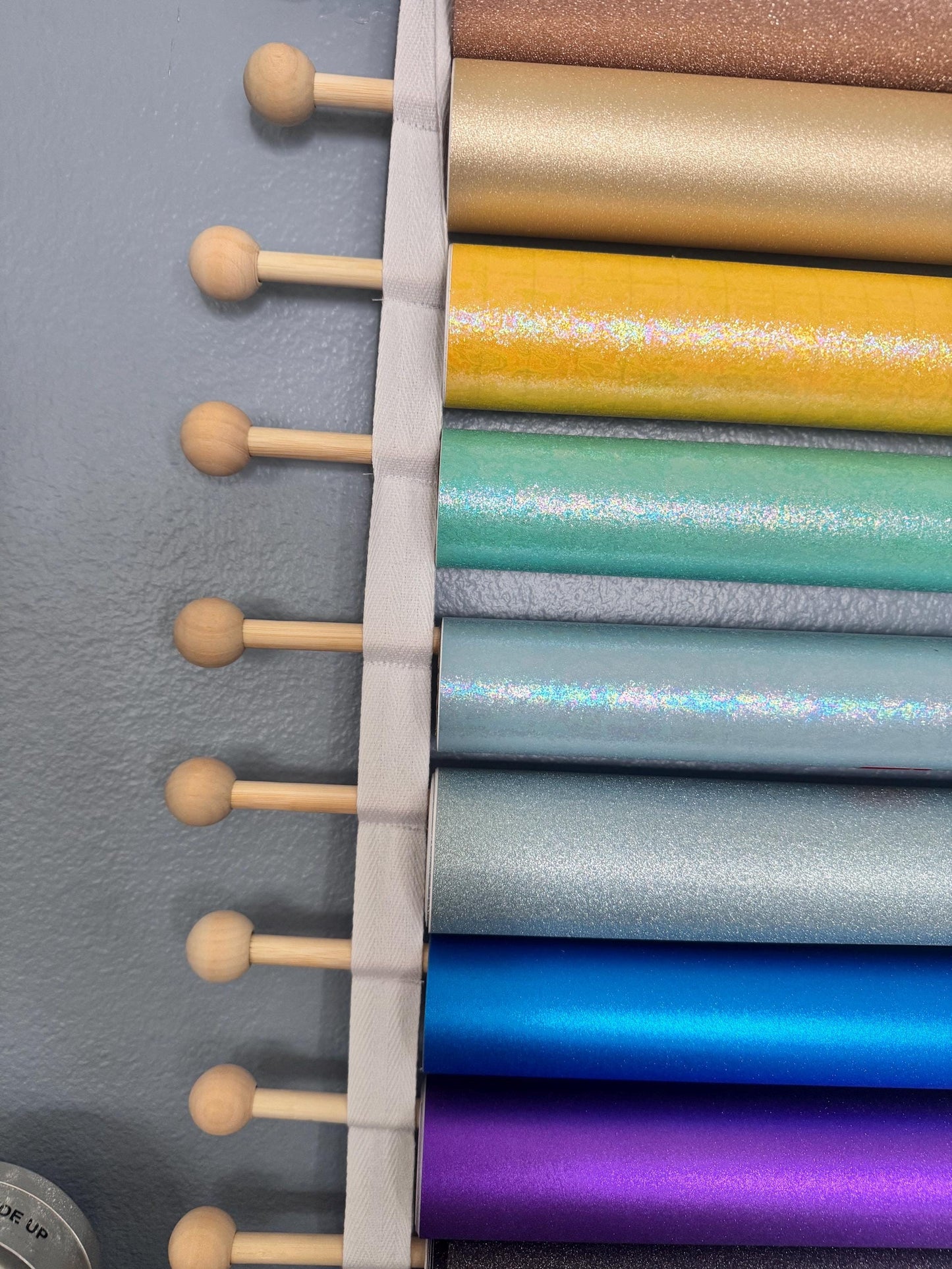 Vinyl Roll Holder, 25 Rolls, Craft Roll Storage and Organizer, Cotton Straps and Wood Dowels, with Door Hanging Hooks