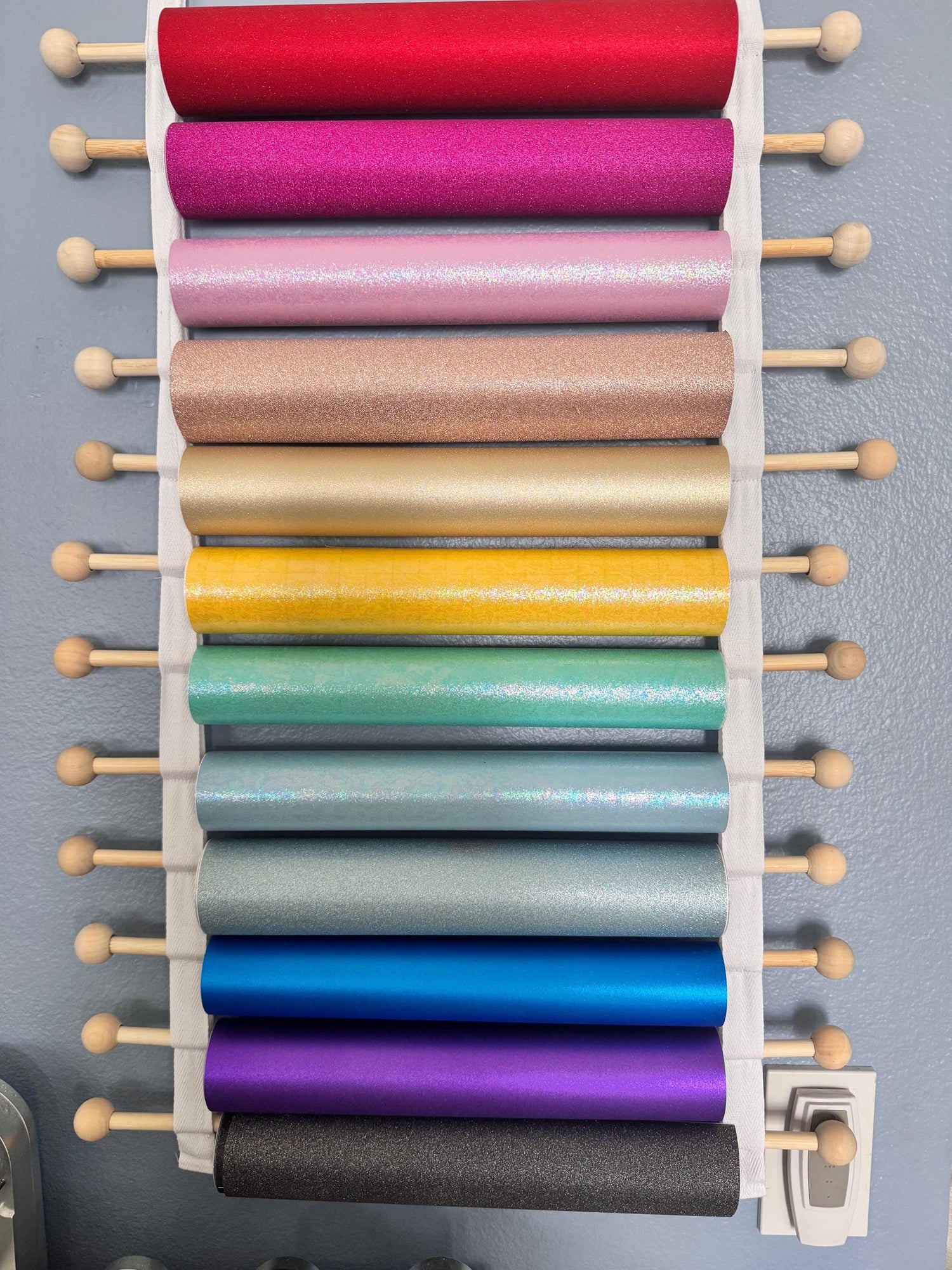 Vinyl Roll Holder, 25 Rolls, Craft Roll Storage and Organizer, Cotton Straps and Wood Dowels, with Door Hanging Hooks