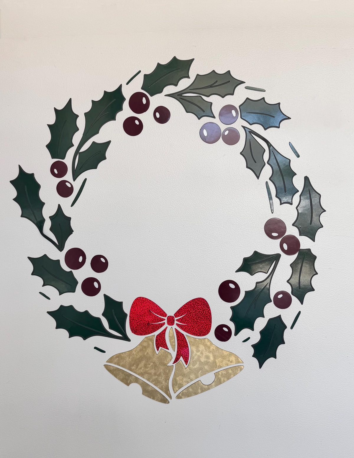 Magnetic Christmas Holly Wreath – No-Nail Door Decor
